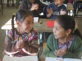 Knihovna v obci Paxay v Guatemale
